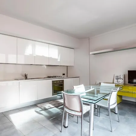 Casa Leonardo Διαμέρισμα Αλάσιο