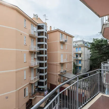 Casa Leonardo Διαμέρισμα Αλάσιο